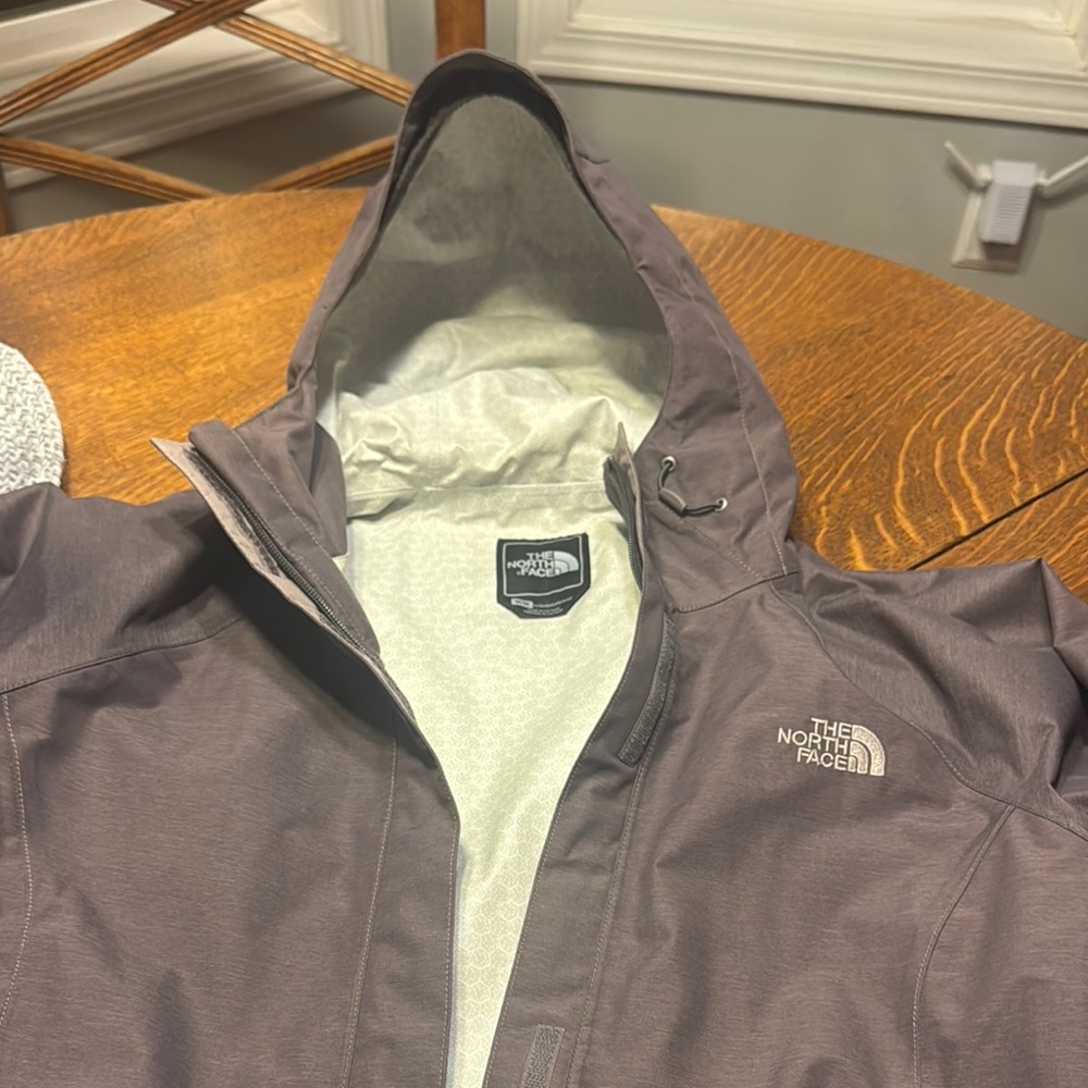 The North Face Gray Ski & Snow Jacket